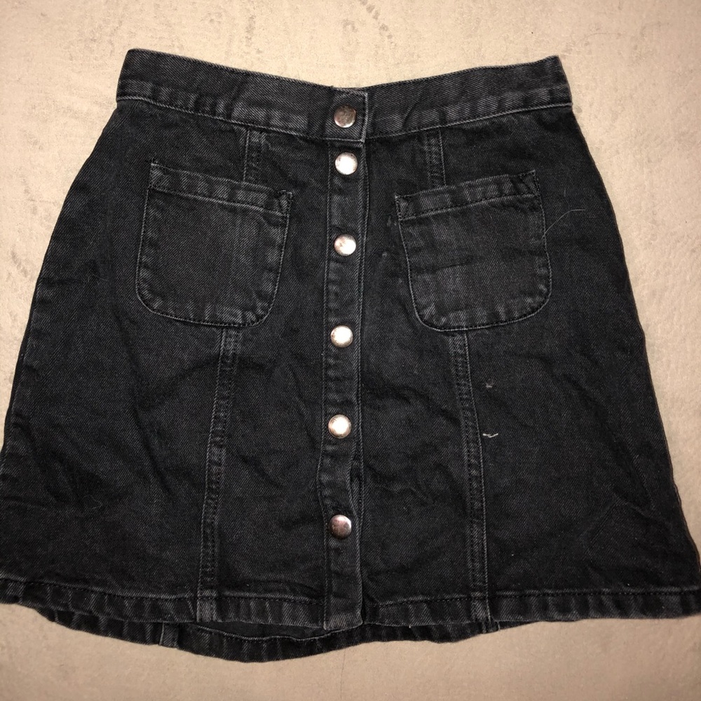 urban outfitters black denim skirt